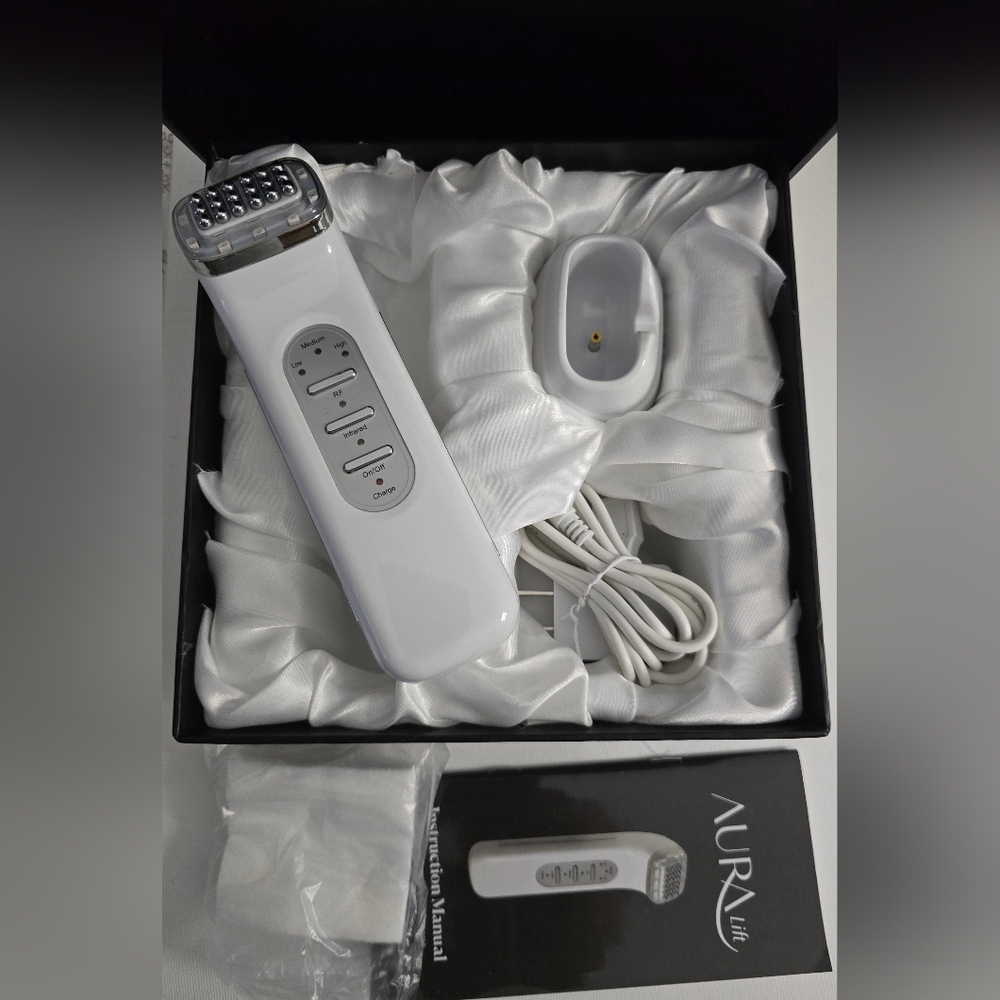 AURA Lift Portable Beauty Device